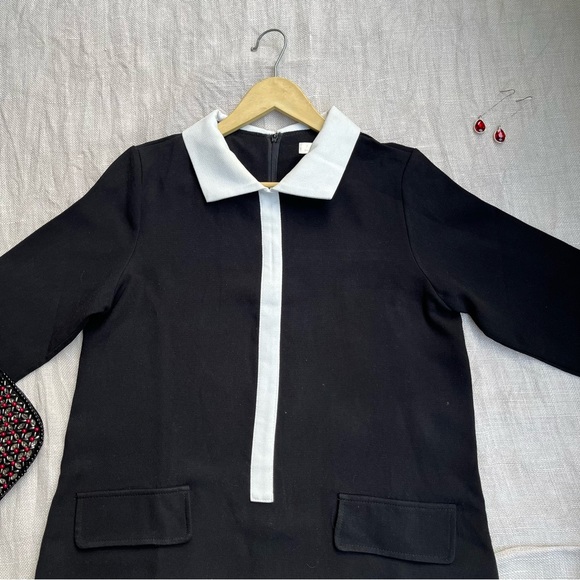 SOLD ❌ Black Straight Dress with contrast collar - Picture 3 of 8